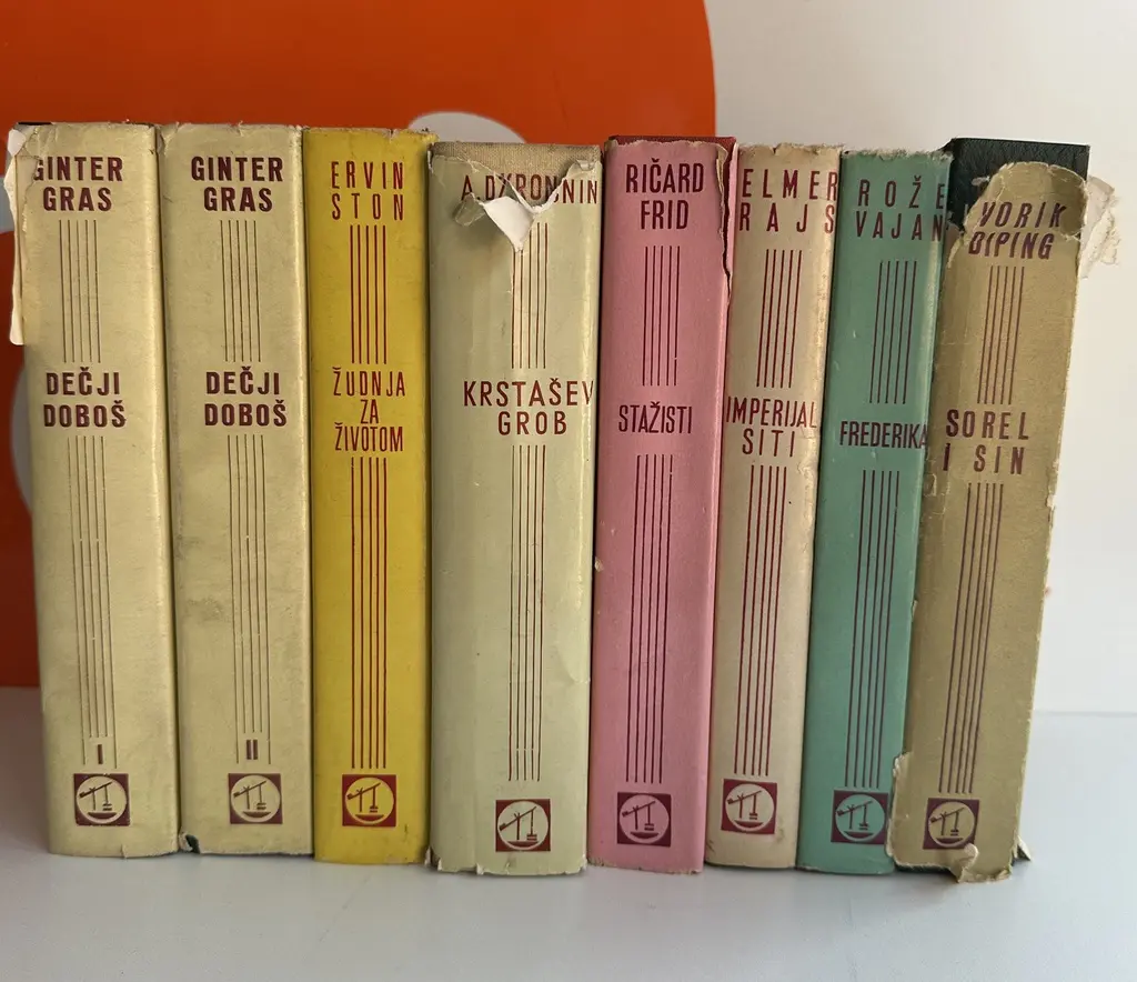 SET ROMANA BIBLIOTEKA SPEKTAR.webp