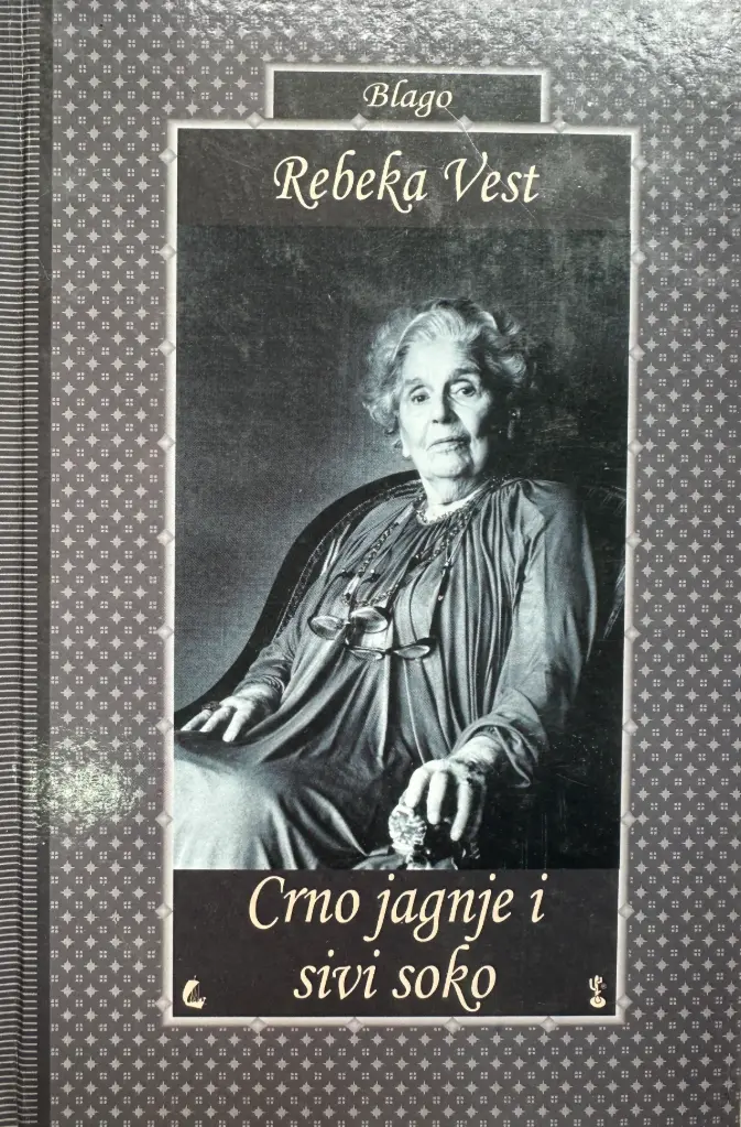 CRNO JAGNJE I SIVI SOKO