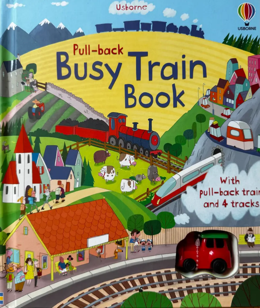 PULL-BACK BUSY TRAIN BOOK